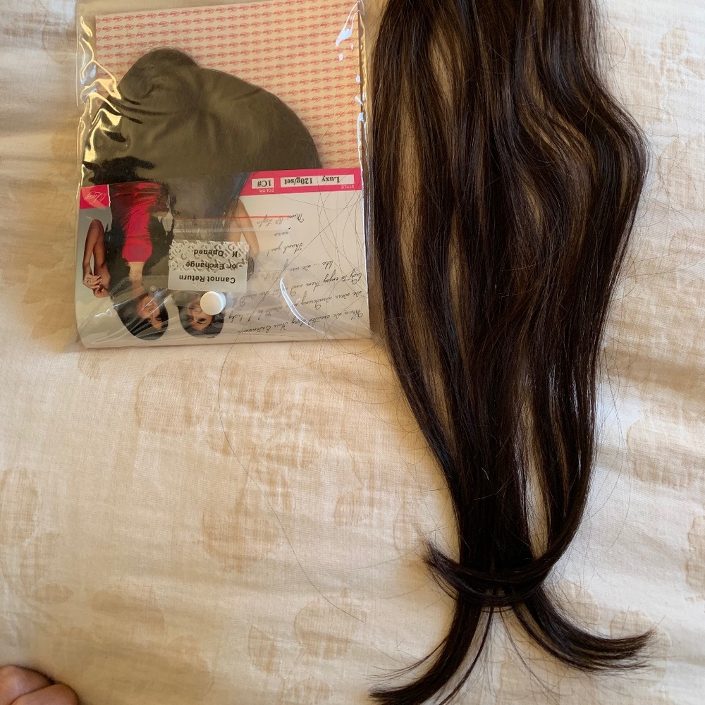 SOLD Luxy Hair clip-in extensions, 20" 120gm, NIB